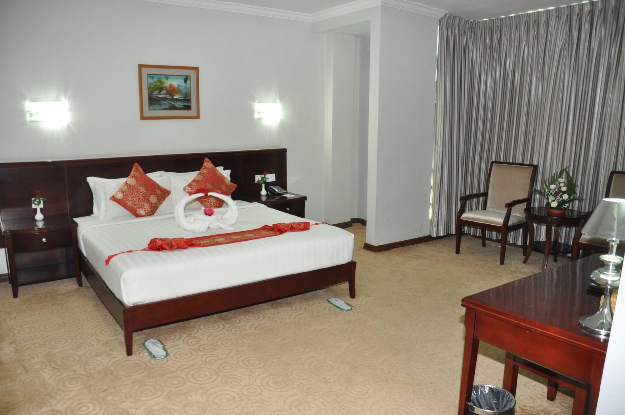 Green Leaf Hotel Yangon Exterior foto