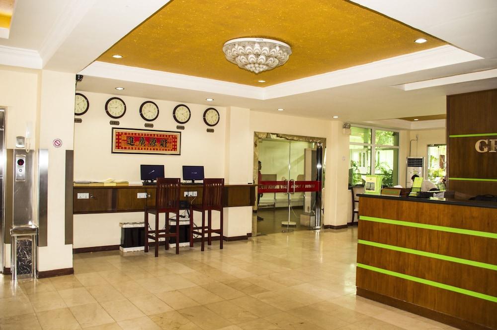 Green Leaf Hotel Yangon Exterior foto