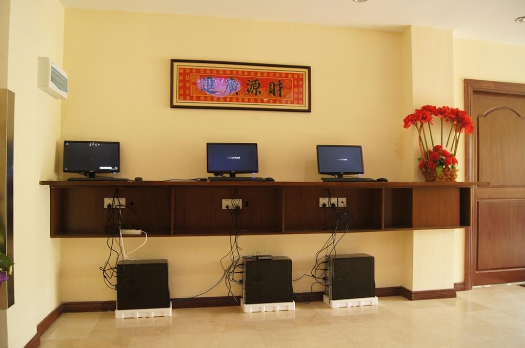 Green Leaf Hotel Yangon Exterior foto